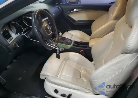 2011 Audi S5 Premium Plus z USA, uszkodzony, nr VIN WAUGVAFR7BA032580